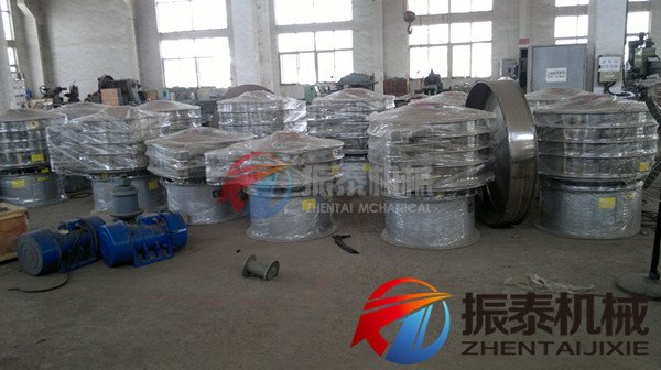 芝麻旋振筛现场存放图